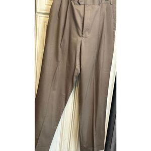 Chaps Men's Pleated Front 100% Wool Cuffed Dress Pants Brown Size 36 x 32